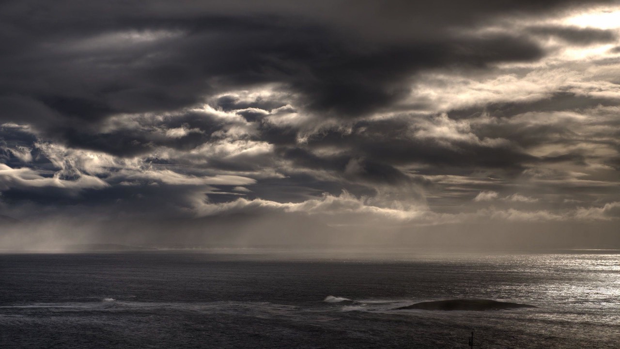 Overcast desktop wallpaper